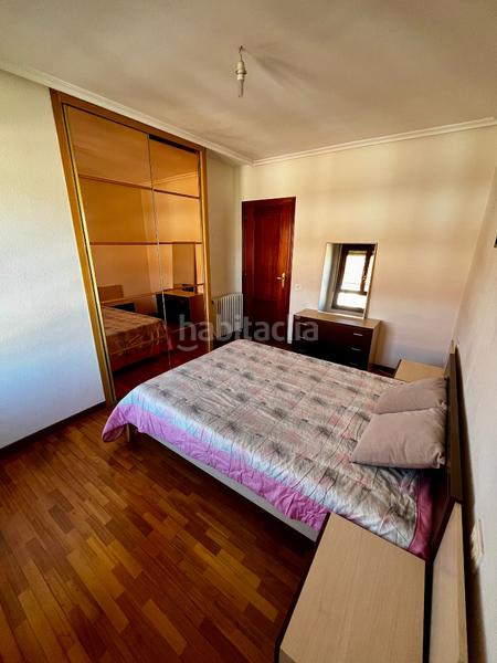 Foto 1e453e76-bcf3-464b-b1b8-df175b7dd59e. Flat with heating parking pool in Cascajos - Piqueras Logroño