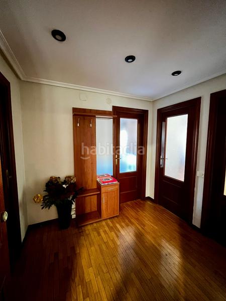 Foto 4ac7f6fd-3bf1-42df-bab3-b1e585899207. Flat with heating parking pool in Cascajos - Piqueras Logroño