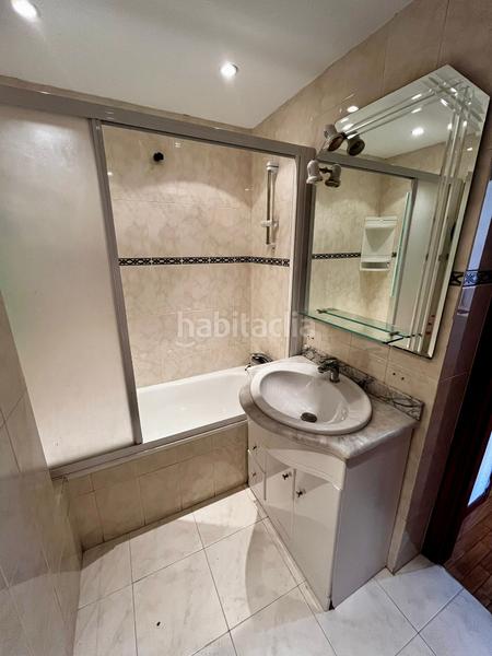 Foto 51c09974-7771-4e15-a8a1-82380a4d5948. Flat with heating parking pool in Cascajos - Piqueras Logroño