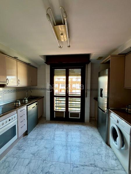 Foto e0603f99-0636-4759-9734-ec17d0eb8904. Flat with heating parking pool in Cascajos - Piqueras Logroño