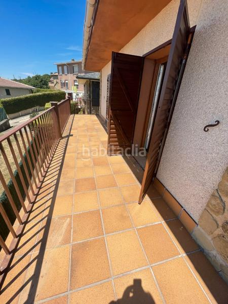 Foto 5ab83371-da17-4555-8233-f38078fada19. Xalet amb xemeneia calefacció a Lapoblación