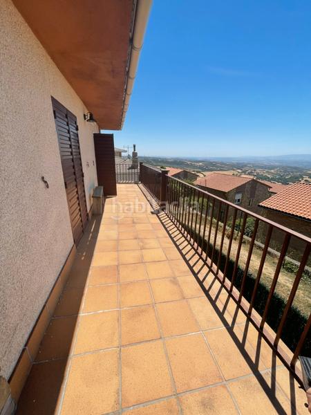 Foto 695fbb80-a3af-4106-89a7-9158273abdc8. Xalet amb xemeneia calefacció a Lapoblación