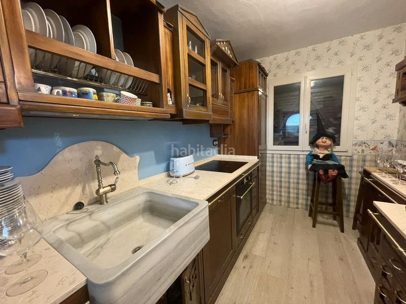 Foto c67cfc13-42f7-4fc9-bf24-d1e9d0ceb569. Xalet amb xemeneia calefacció a Lapoblación