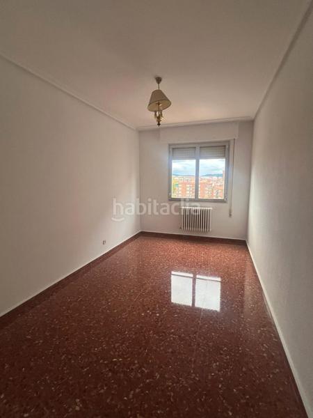 Foto dc9d6821-df33-4f22-a456-e0b9d446da4b. Etagenwohnung mit heizung parking in Juzgados Logroño