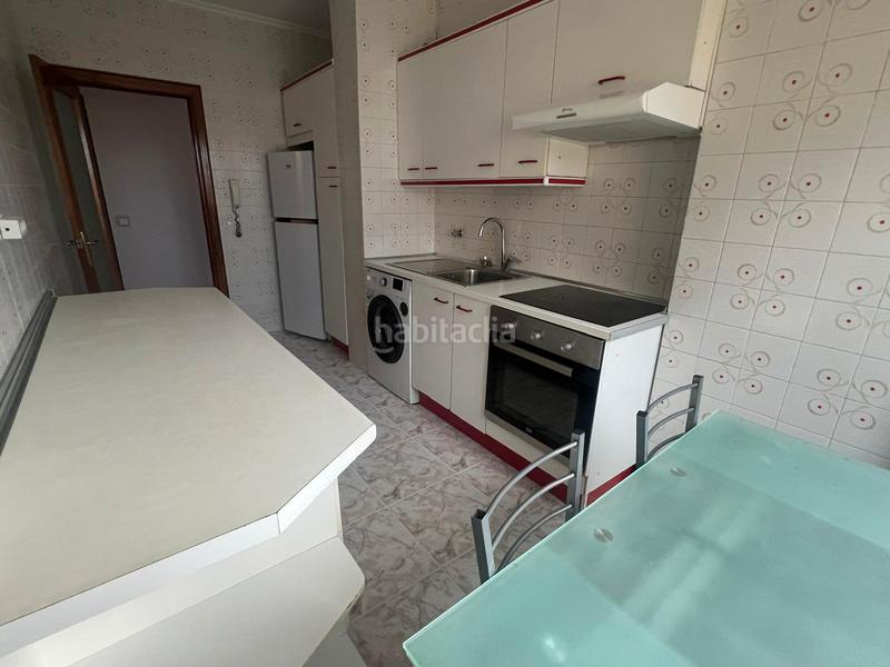Foto f514198d-8644-4045-a880-7dcc916f6a6e. Etagenwohnung mit heizung parking in Juzgados Logroño