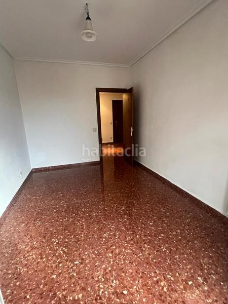 Foto fac96748-df97-4afc-b939-054877c2a3ad. Etagenwohnung mit heizung parking in Juzgados Logroño