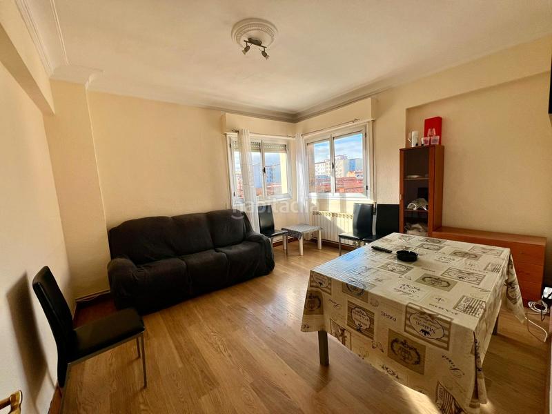 Foto 8f65725a-5513-4258-b383-1c787ee0e68c. Pis amb calefacció a Gran Via Logroño