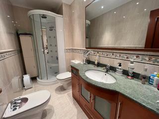 Flat in Oeste. Exclusiva en inmobiliaria las palmeras  3 habitaciones ascensor