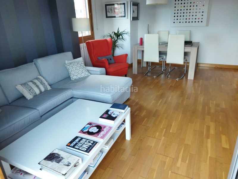 Foto 53fef0fb-663c-47c6-963c-5a67fc106a19. Àtic amb calefacció aparcament piscina a La Cava - Fardachón Logroño