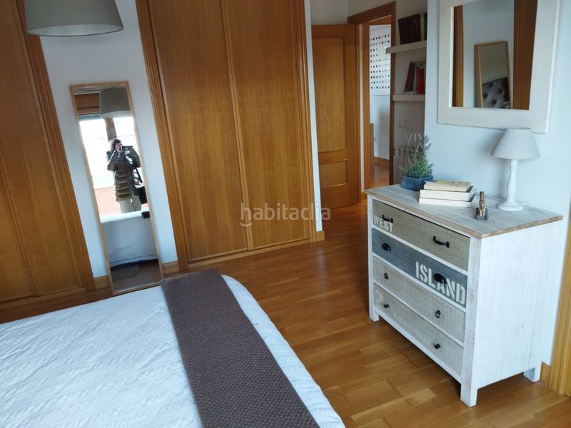 Foto ddf012f8-3aba-4189-9c36-d35b41c04c49. Àtic amb calefacció aparcament piscina a La Cava - Fardachón Logroño