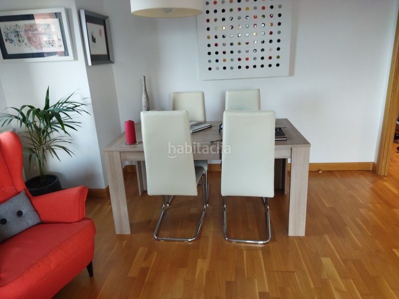 Foto e2bdd441-fca8-4469-9d59-ad6a51170380. Àtic amb calefacció aparcament piscina a La Cava - Fardachón Logroño