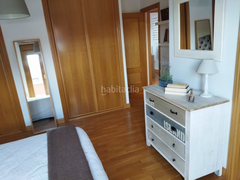 Foto eb8f96cb-25a4-422b-b2fe-d219d4b8a9bc. Àtic amb calefacció aparcament piscina a La Cava - Fardachón Logroño