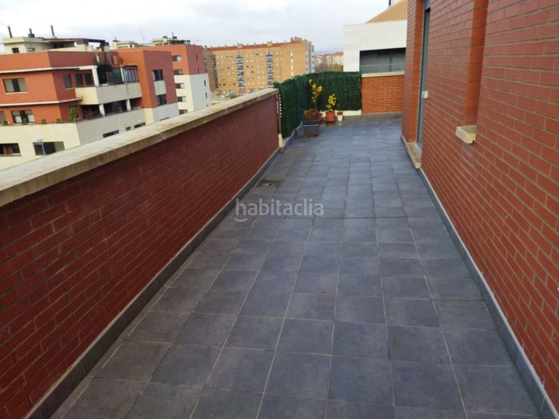 Foto fcabb54b-c436-4de6-a47c-156762e81b1b. Àtic amb calefacció aparcament piscina a La Cava - Fardachón Logroño