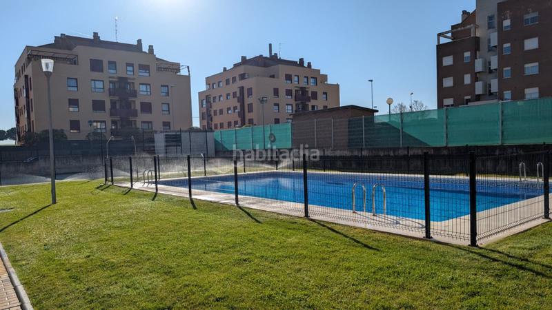 Foto b0fa6d8f-0b13-47eb-81ed-4348f6e97c91. Pis amb aparcament a Portillejo - Valdegastea Logroño