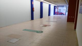 Lloguer Local Comercial a Juzgados. Ocasión local en alquiler en labradores con duques de nájera