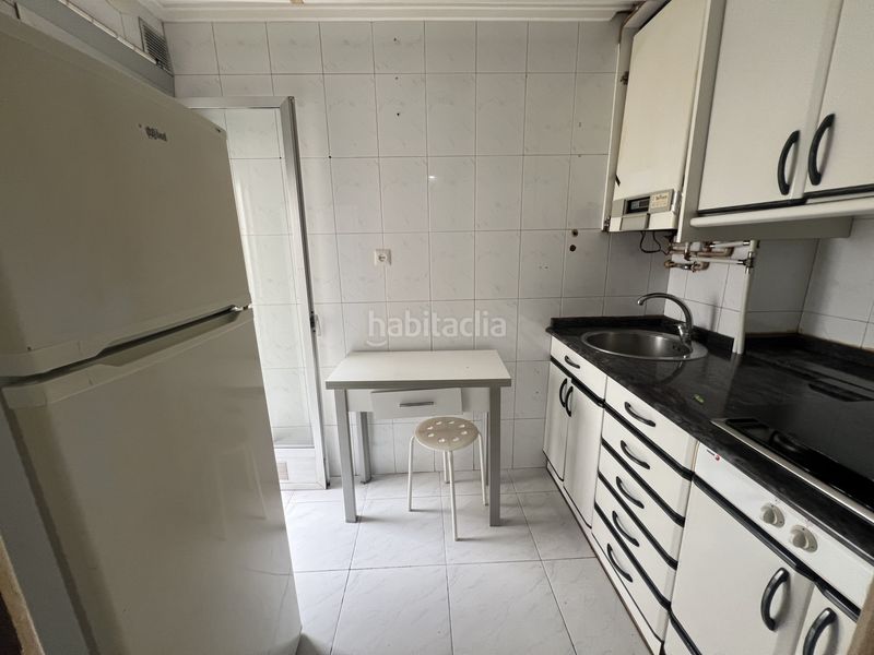 Foto a9379109-85b3-4d83-ad10-e5a4d7843bb7. Pis amb calefacció a Jesuitas Logroño