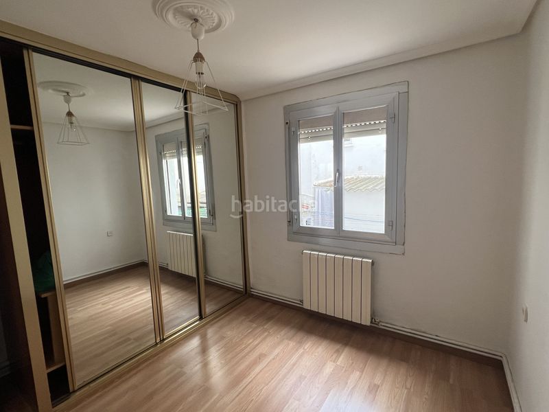 Foto ec3684e3-eda4-43e3-b159-1dfb200448ff. Pis amb calefacció a Jesuitas Logroño