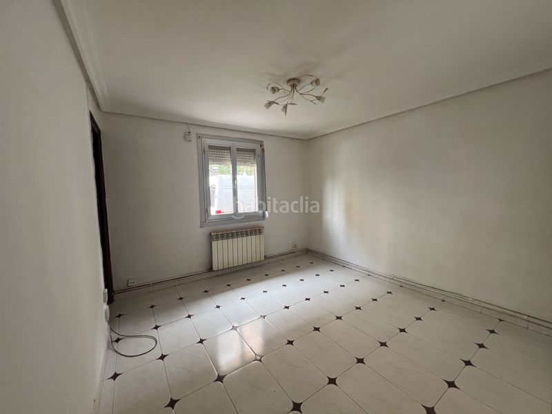 Foto f5189f37-6923-422b-b5e9-e736b17ea4dc. Pis amb calefacció a Jesuitas Logroño