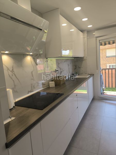 Foto 07fec0ed-3372-4434-97b9-39206d3fa003. Pis amb calefacció aparcament a Residencia Logroño