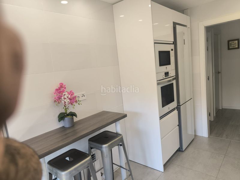 Foto e50a5050-b58c-44ce-a5b1-5398209c7b7d. Pis amb calefacció aparcament a Residencia Logroño