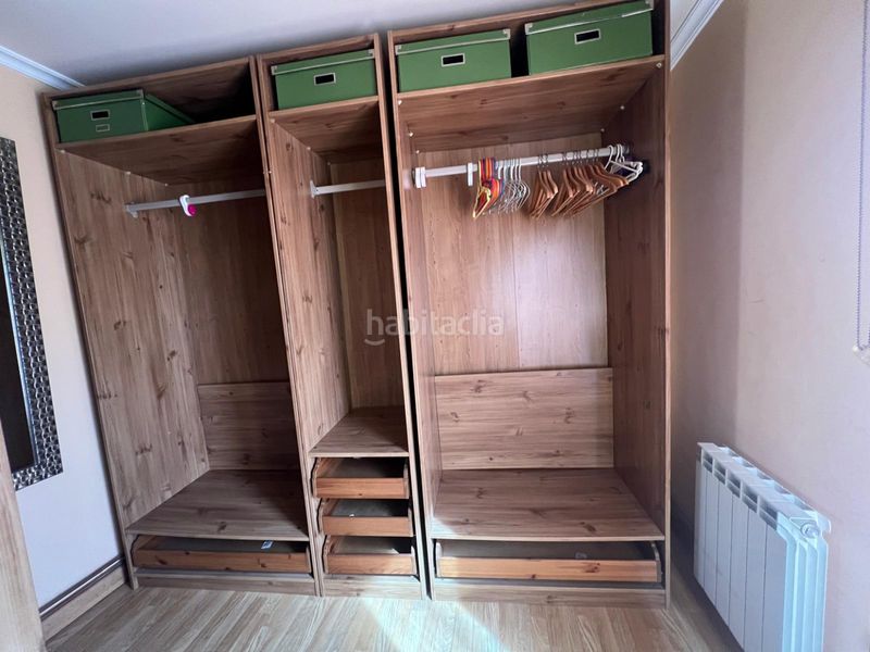 Foto 1c5ace97-9c14-4101-a17f-35c1ca9541c9. Ático  de 1 habitación en calle mayor con terraza de 10m2 4º planta sin ascesnor en Logroño