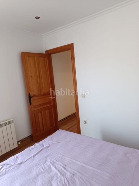 Foto 82b5fdee-9443-4c13-81f1-513db1fa687f. Ático  de 1 habitación en calle mayor con terraza de 10m2 4º planta sin ascesnor en Logroño