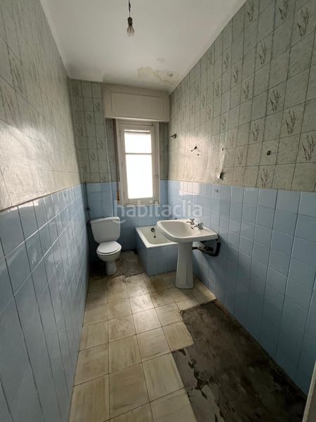 Foto b7638bc0-b52e-4f46-9b69-3e746578e1f2. Pis a Jesuitas Logroño
