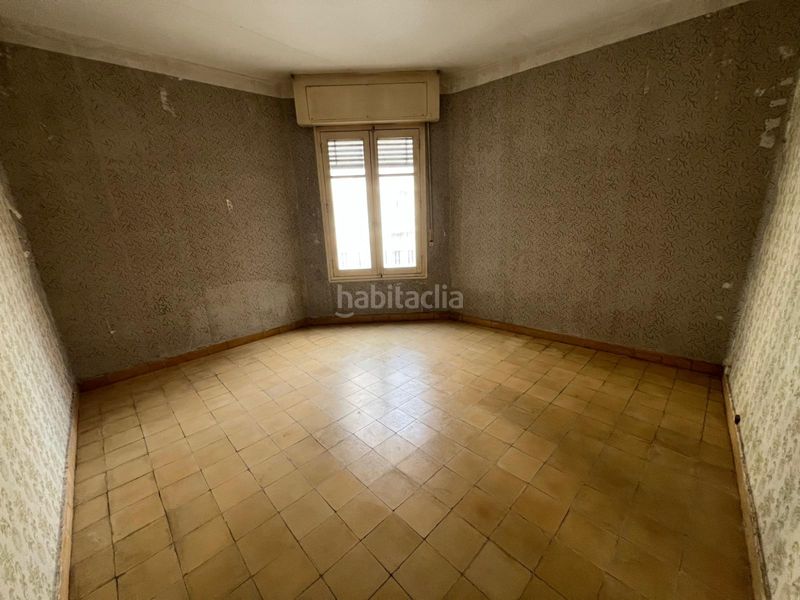 Foto d0f78e4e-23ef-4a33-8b1e-a488499fc155. Pis a Jesuitas Logroño