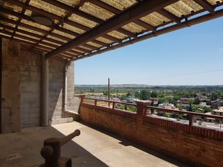 Terreno residencial en Lardero. Merendero con terraza en lardero