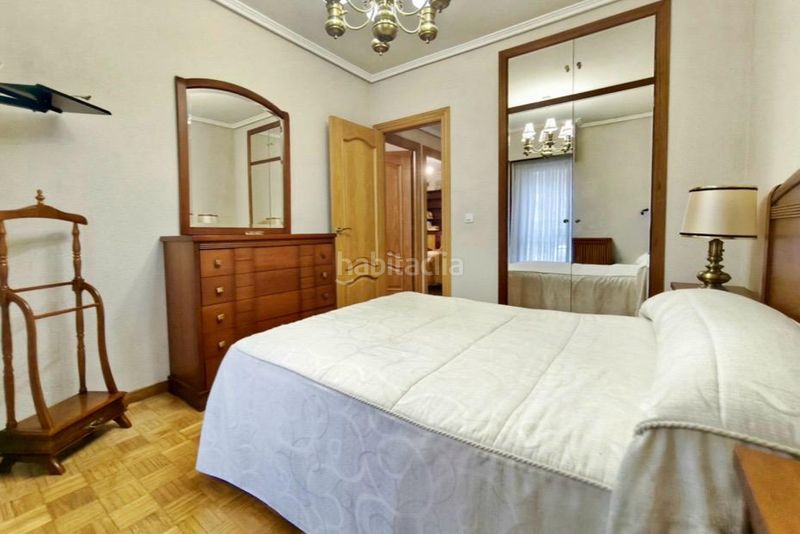 Foto b0389e41-3000-4be2-8a3d-6bfe16e335f8. Pis amb calefacció aparcament a Jesuitas Logroño