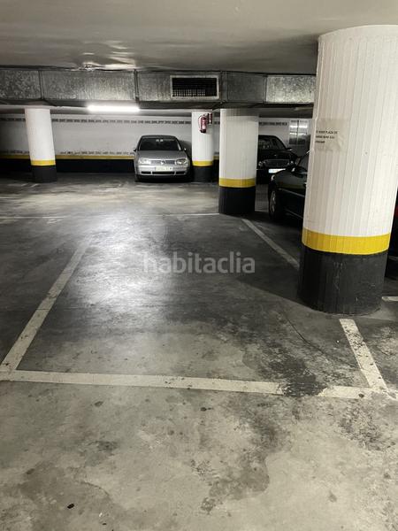 Foto 8ccd8270-4def-4b64-b120-431c3fc09dfc. Parking voiture dans Oeste Logroño