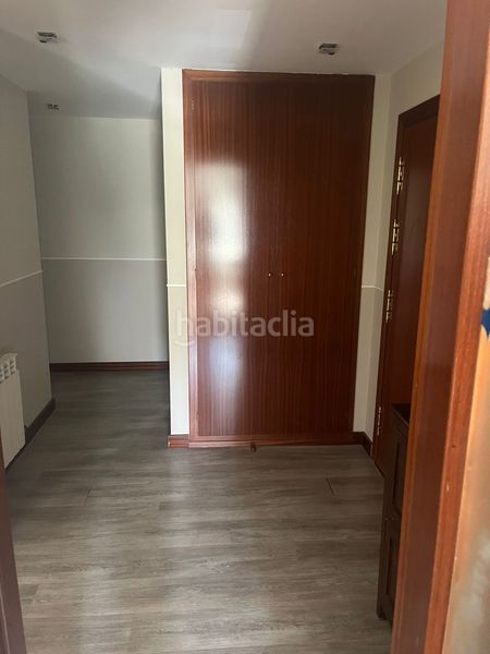 Foto 4d16a9dc-de89-4da1-9bc3-0ff3d4e787f2. Pis amb calefacció aparcament a Ribafrecha