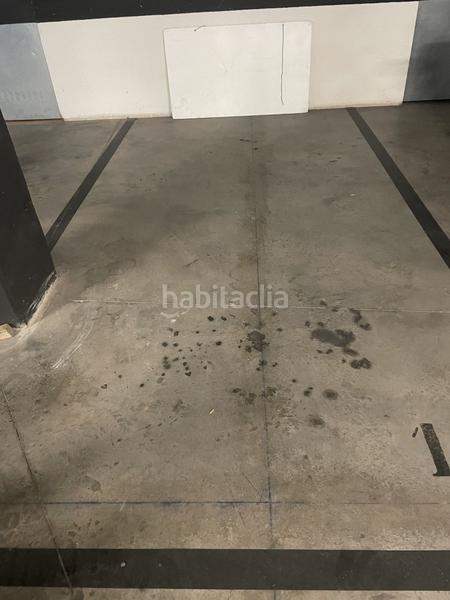 Foto d54546e2-3966-4765-9f9b-62993bd44f31. Posto auto in La Cava - Fardachón Logroño