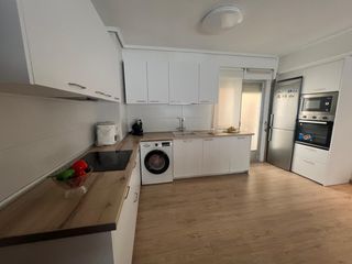Pis a Oeste. Ocasion y novedad junto fuente murrieta 3 habitaciones baño y as
