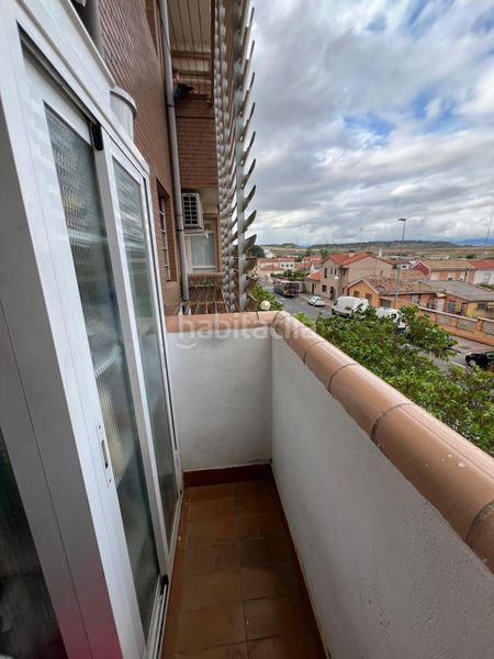 Foto a5d690a7-5b88-42a0-aa84-ed1d9c275d0d. Pis amb calefacció piscina a Gran Via Logroño