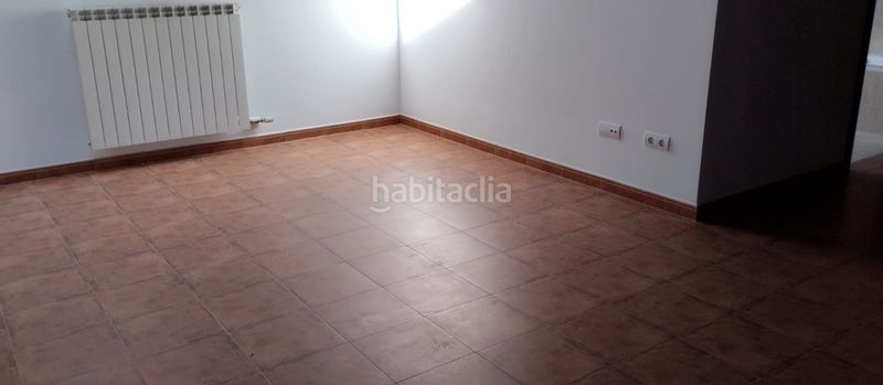 Foto a938c889-3bfd-4322-9b2c-d5c0e76320ec. Pis amb calefacció aparcament a Sojuela