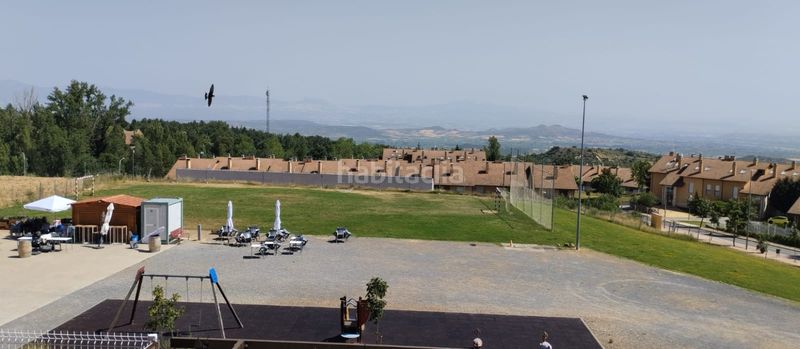 Foto e6c304ce-ca7e-4b3e-8f7f-1f90f7be27af. Pis amb calefacció aparcament a Sojuela