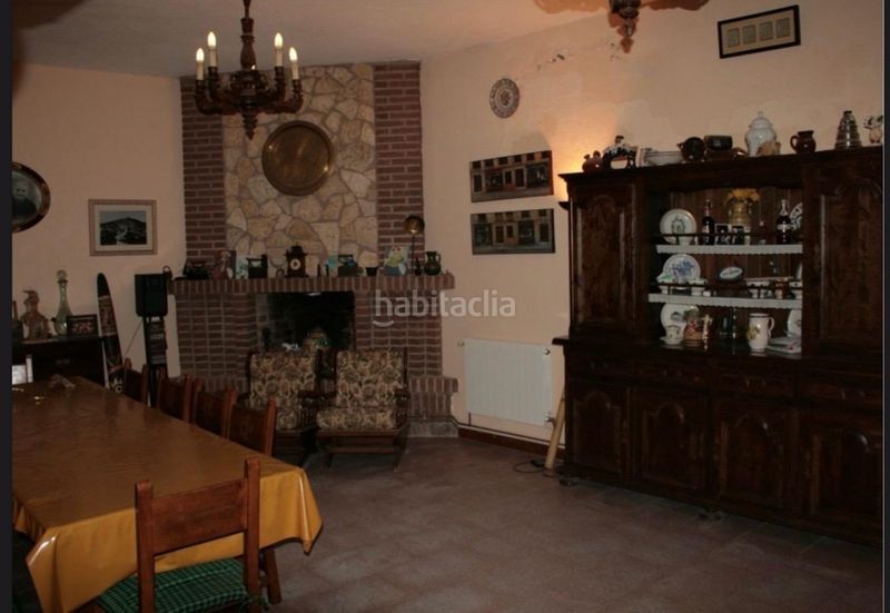 Foto 6b85dc46-0a1b-4072-ba38-b43d6d7f803f. Casa amb calefacció aparcament a Ausejo