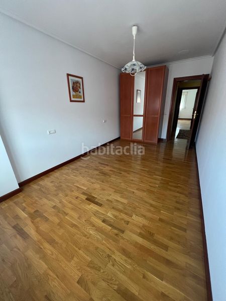 Foto 18986679-635a-4a46-a48f-550985a5b7af. Pis amb calefacció aparcament a Oeste Logroño
