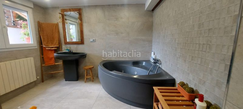 Foto 69b865f9-e7e9-429a-8cf9-9d008ed2a7fe. Casa amb calefacció aparcament a Albelda de Iregua