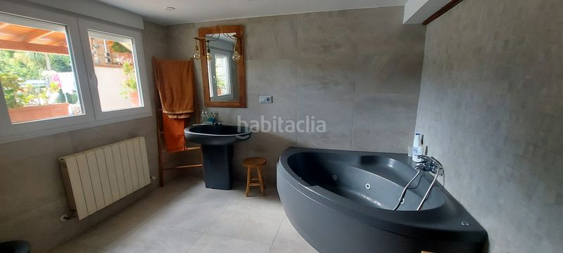 Foto dfd72d42-01e8-483e-a5fb-23565f248563. Casa amb calefacció aparcament a Albelda de Iregua