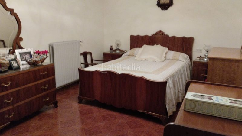 Foto 1ee21c3a-c02d-42c9-846b-dc703df34825. Casa adossada amb calefacció a Redal (El)