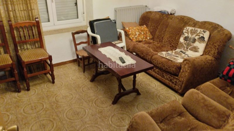 Foto f9293950-9d32-4d62-93e7-ddd0eb55871e. Casa adossada amb calefacció a Redal (El)