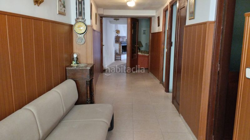 Foto 41a3ae86-a34f-482a-86cf-ba84e5e93ad7. Casa aparellada a Redal (El)