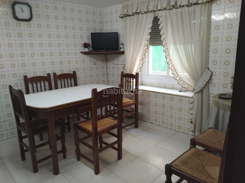 Foto 68d8a771-4889-4f37-b90d-ec13504ff642. Casa aparellada a Redal (El)