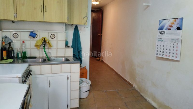 Foto bf11eab3-08de-42ce-ab9e-cda31cfa0d65. Casa aparellada a Redal (El)