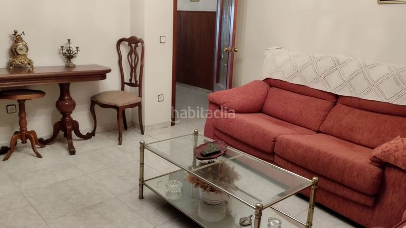 Foto bfd1ad1c-b147-4a3c-b65c-1e1c9218158e. Casa aparellada a Redal (El)