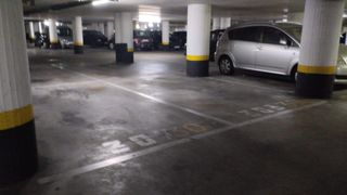 Location Parking voiture à Oeste. Alquiler de plaza de garaje el residencial las palmeras