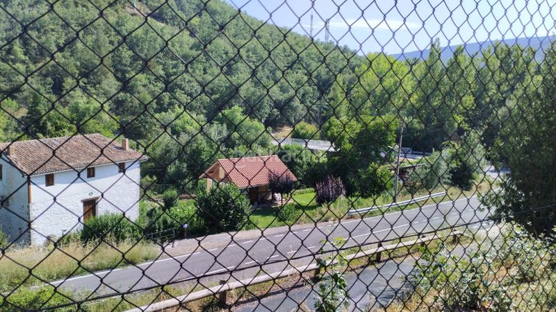 Foto dff4d999-c92c-44f9-bf63-dcd2c6ab0fc4. Casa amb calefacció aparcament a Pradillo
