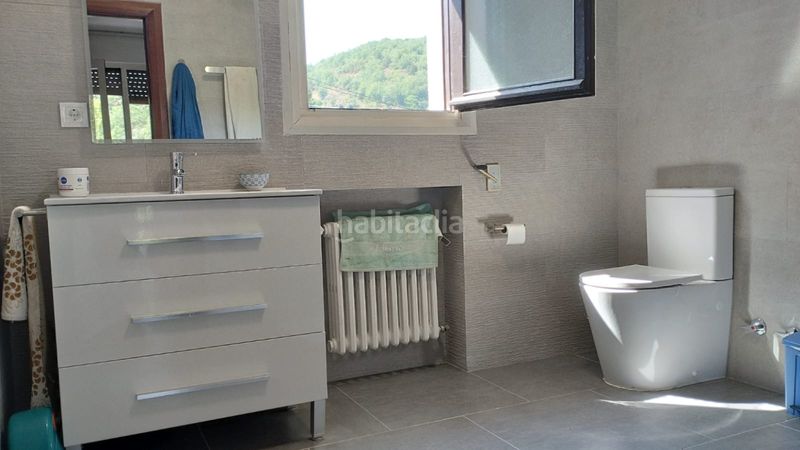 Foto e044618d-a616-40e3-a3d7-c905df20d4e6. Casa amb calefacció aparcament a Pradillo